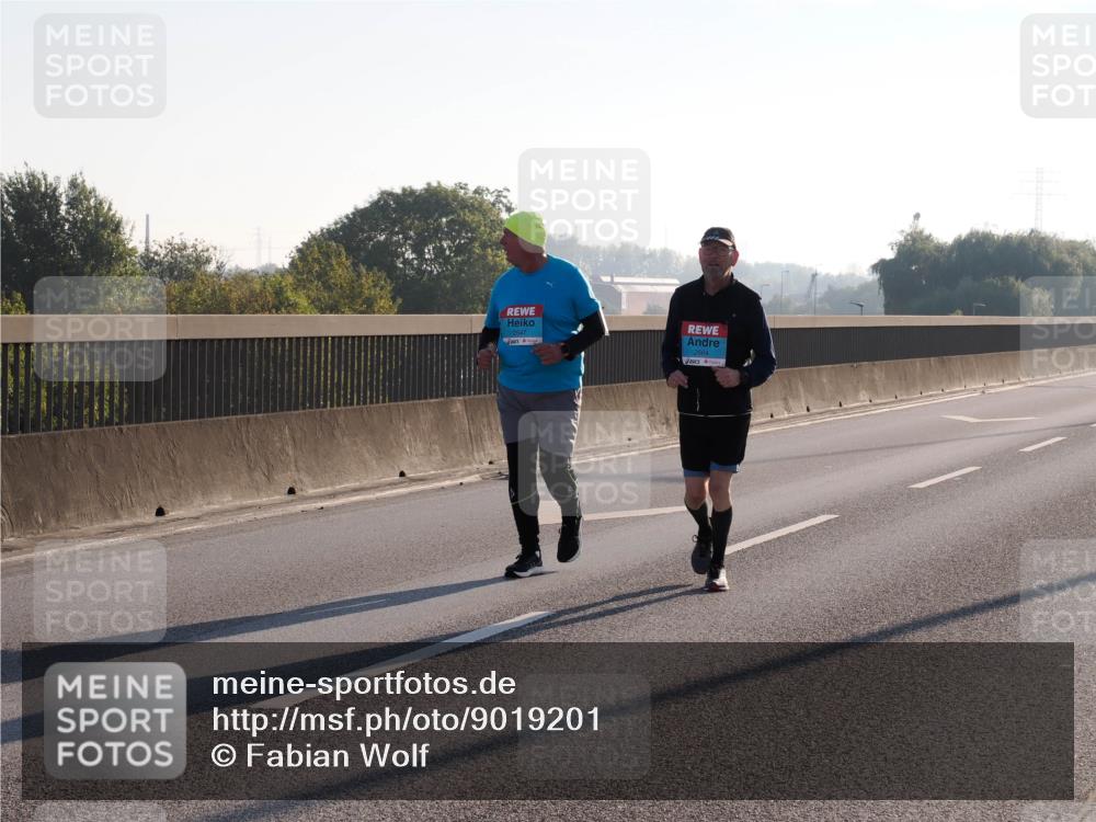03.10.2025 - Köhlbrandbrückenlauf Fabian Wolf http://msf.ph/oto/9019201 03.10.2025 09:28:49 Position 3 2647, 2664 meine-sportfotos.de