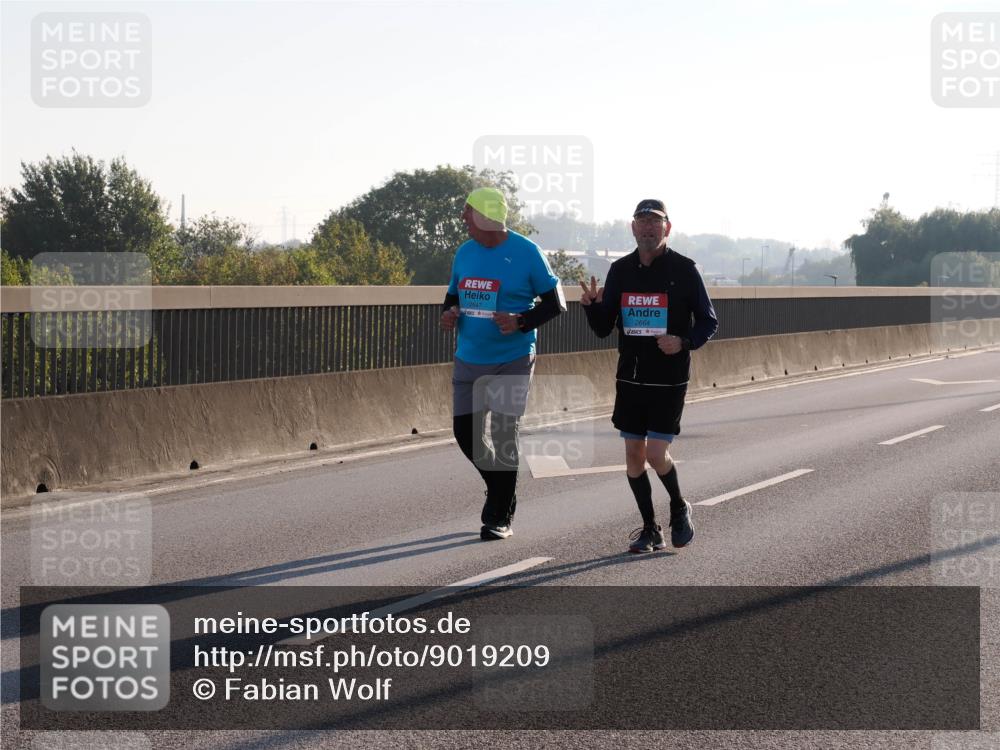 03.10.2025 - Köhlbrandbrückenlauf Fabian Wolf http://msf.ph/oto/9019209 03.10.2025 09:28:49 Position 3 2647, 2664 meine-sportfotos.de