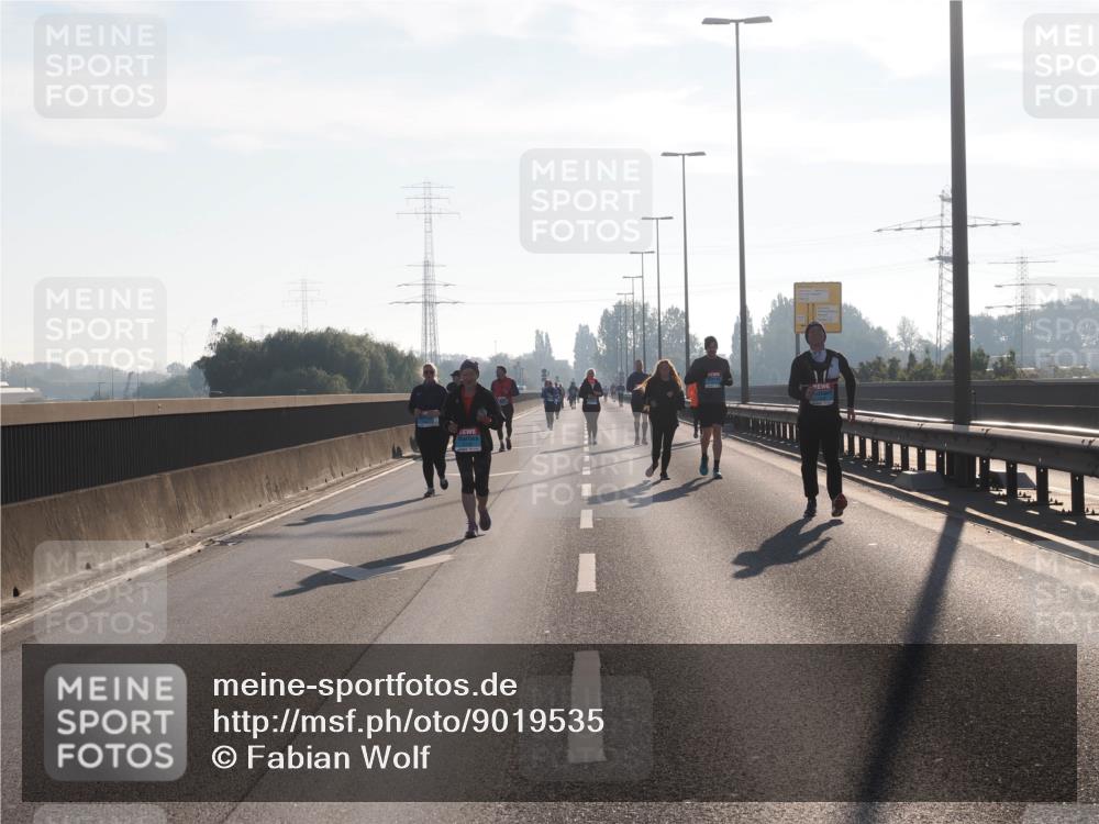 03.10.2025 - Köhlbrandbrückenlauf Fabian Wolf http://msf.ph/oto/9019535 03.10.2025 09:29:32 Position 3  meine-sportfotos.de