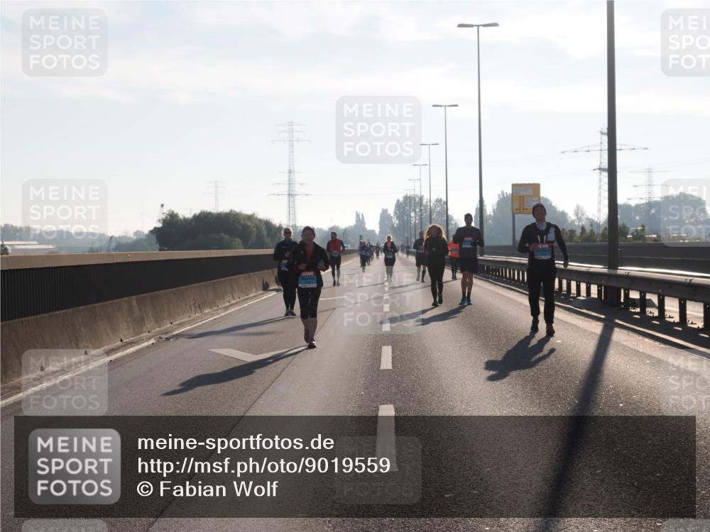 03.10.2025 - Köhlbrandbrückenlauf Fabian Wolf http://msf.ph/oto/9019559 03.10.2025 09:29:33 Position 3  meine-sportfotos.de