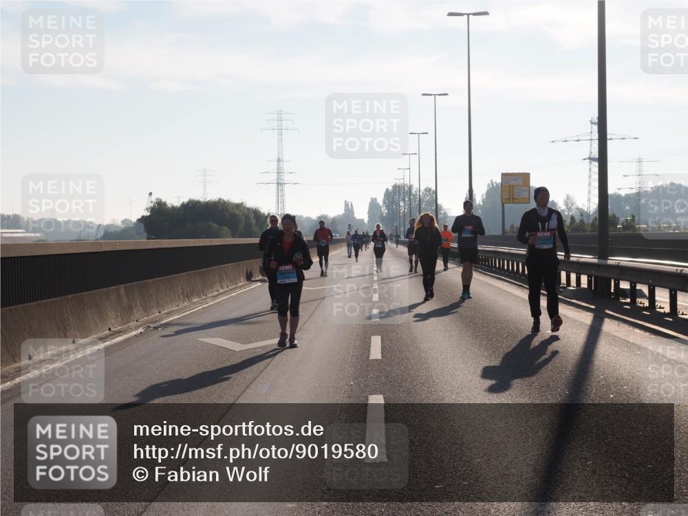 03.10.2025 - Köhlbrandbrückenlauf Fabian Wolf http://msf.ph/oto/9019580 03.10.2025 09:29:34 Position 3  meine-sportfotos.de