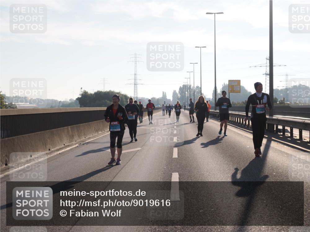 03.10.2025 - Köhlbrandbrückenlauf Fabian Wolf http://msf.ph/oto/9019616 03.10.2025 09:29:35 Position 3  meine-sportfotos.de