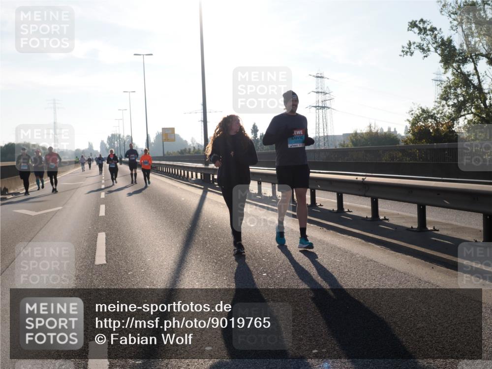 03.10.2025 - Köhlbrandbrückenlauf Fabian Wolf http://msf.ph/oto/9019765 03.10.2025 09:29:42 Position 3  meine-sportfotos.de