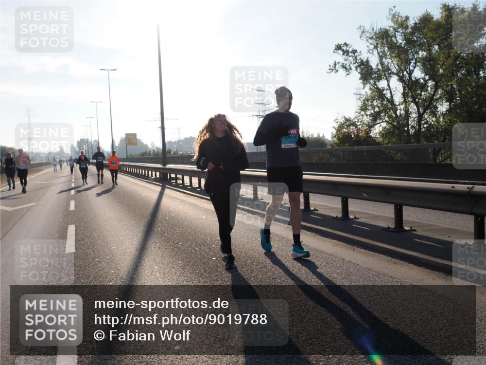 03.10.2025 - Köhlbrandbrückenlauf Fabian Wolf http://msf.ph/oto/9019788 03.10.2025 09:29:43 Position 3 2277 meine-sportfotos.de