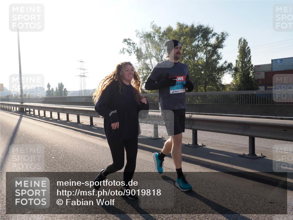 03.10.2025 - Köhlbrandbrückenlauf Fabian Wolf http://msf.ph/oto/9019818 03.10.2025 09:29:44 Position 3 2277 meine-sportfotos.de