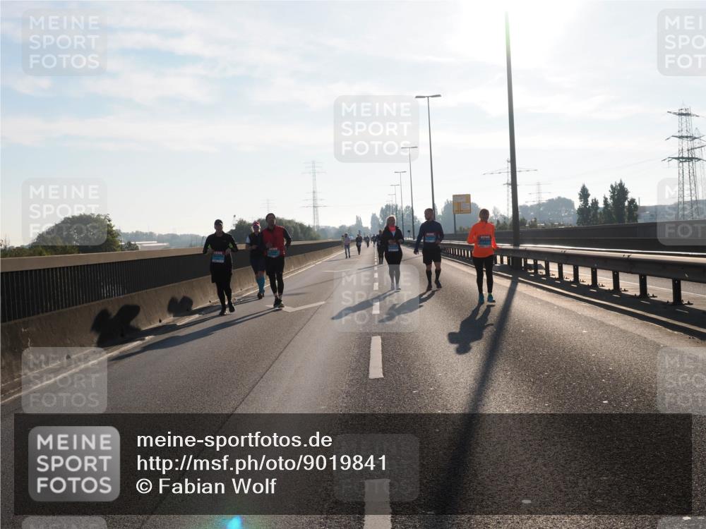 03.10.2025 - Köhlbrandbrückenlauf Fabian Wolf http://msf.ph/oto/9019841 03.10.2025 09:29:47 Position 3  meine-sportfotos.de