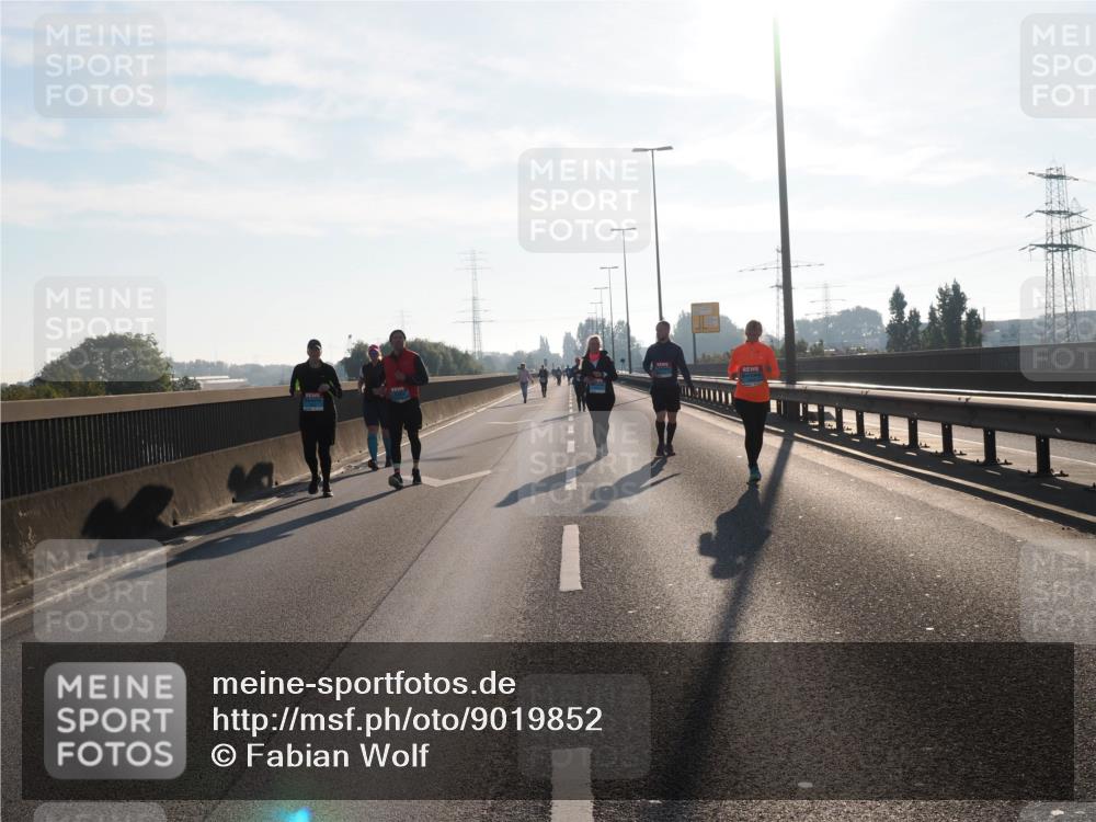 03.10.2025 - Köhlbrandbrückenlauf Fabian Wolf http://msf.ph/oto/9019852 03.10.2025 09:29:47 Position 3  meine-sportfotos.de