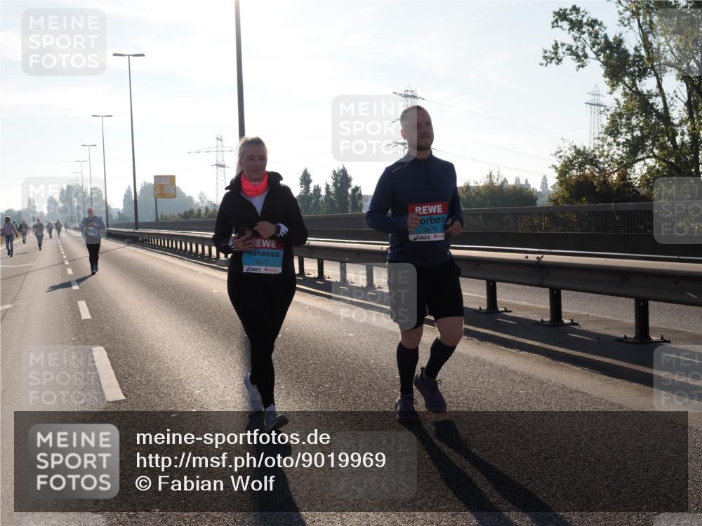 03.10.2025 - Köhlbrandbrückenlauf Fabian Wolf http://msf.ph/oto/9019969 03.10.2025 09:29:53 Position 3 3477, 3474 meine-sportfotos.de