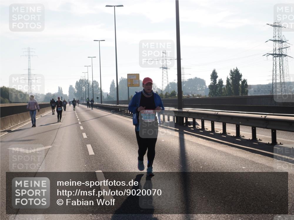 03.10.2025 - Köhlbrandbrückenlauf Fabian Wolf http://msf.ph/oto/9020070 03.10.2025 09:30:00 Position 3 2507 meine-sportfotos.de