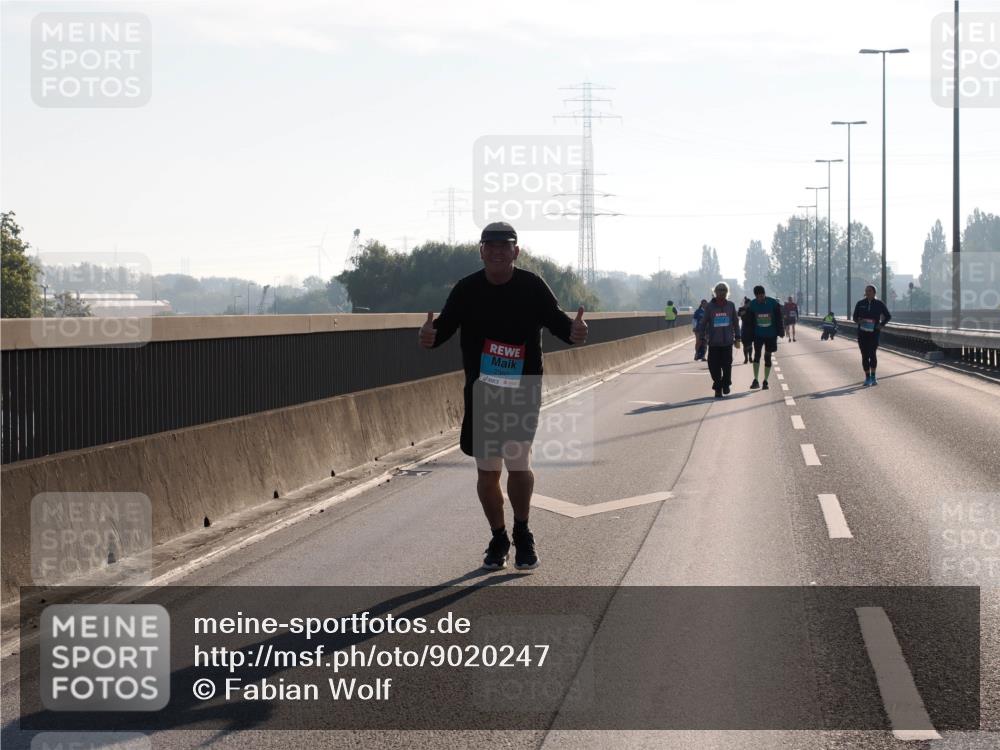 03.10.2025 - Köhlbrandbrückenlauf Fabian Wolf http://msf.ph/oto/9020247 03.10.2025 09:30:22 Position 3 2360 meine-sportfotos.de