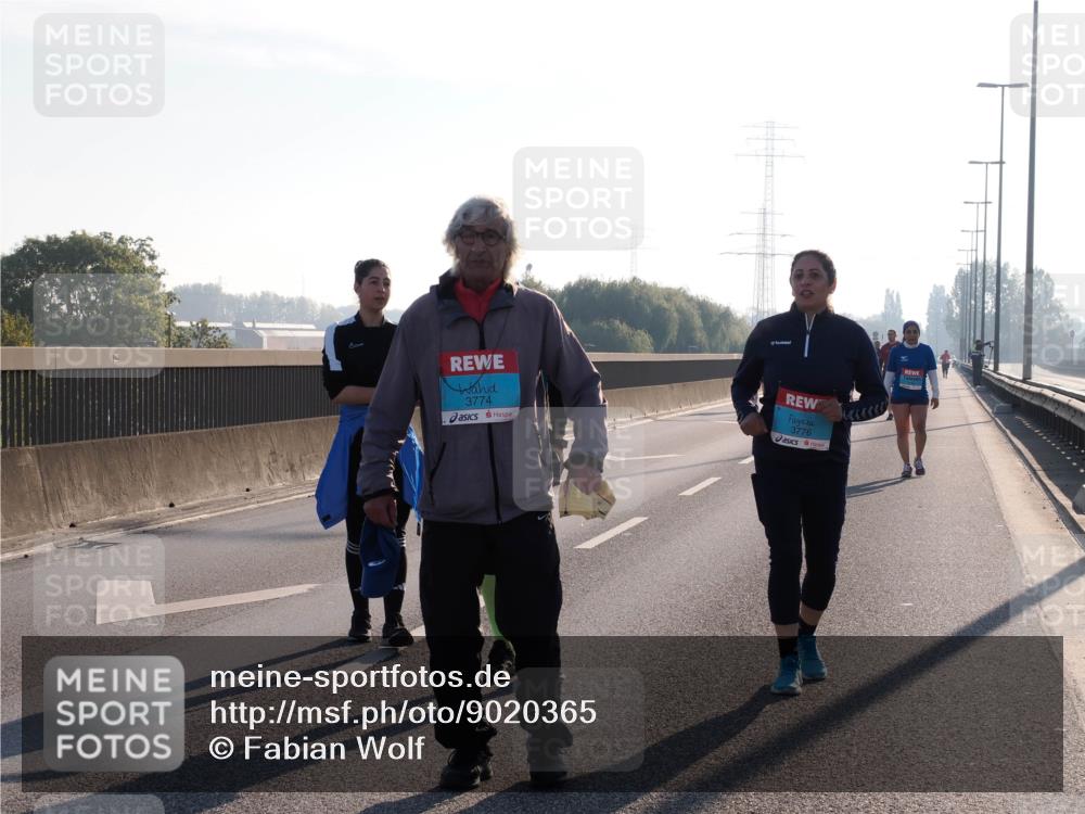 03.10.2025 - Köhlbrandbrückenlauf Fabian Wolf http://msf.ph/oto/9020365 03.10.2025 09:30:44 Position 3 3774, 3776 meine-sportfotos.de