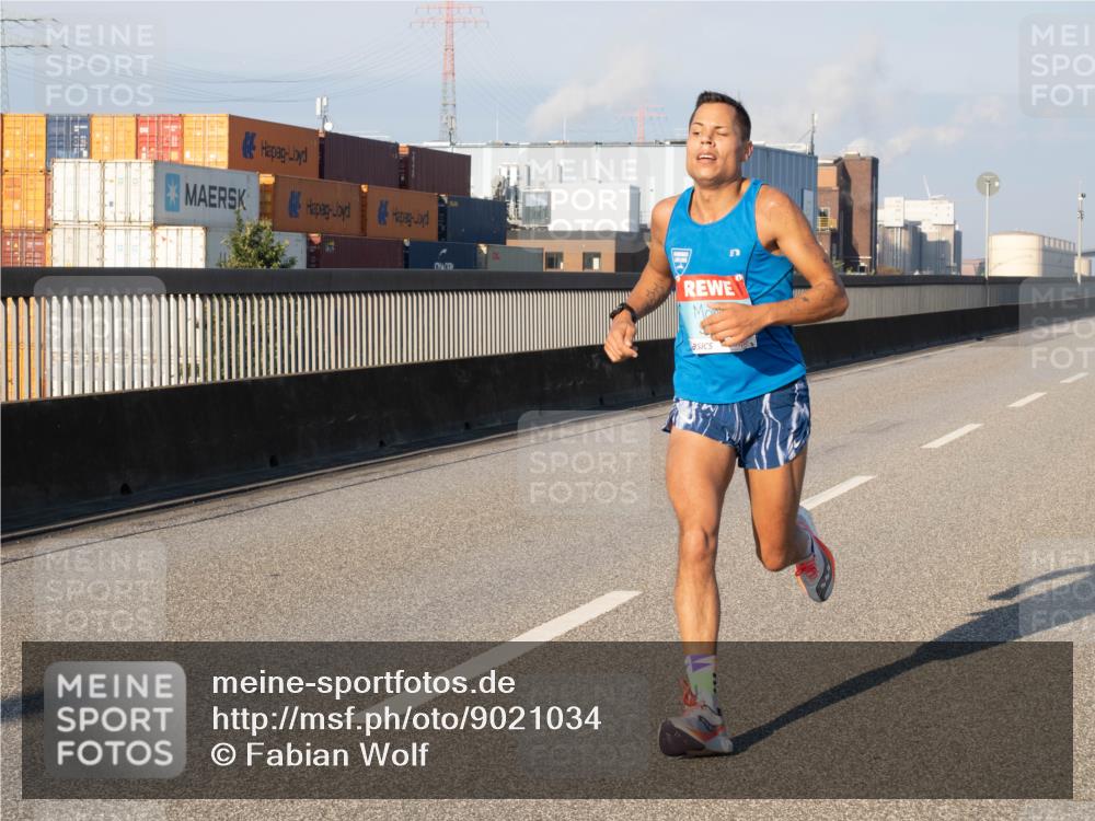 03.10.2025 - Köhlbrandbrückenlauf Fabian Wolf http://msf.ph/oto/9021034 03.10.2025 09:32:33 Position 3  meine-sportfotos.de