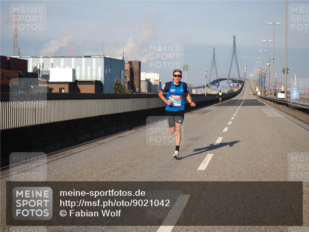 03.10.2025 - Köhlbrandbrückenlauf Fabian Wolf http://msf.ph/oto/9021042 03.10.2025 09:33:22 Position 3 3247 meine-sportfotos.de