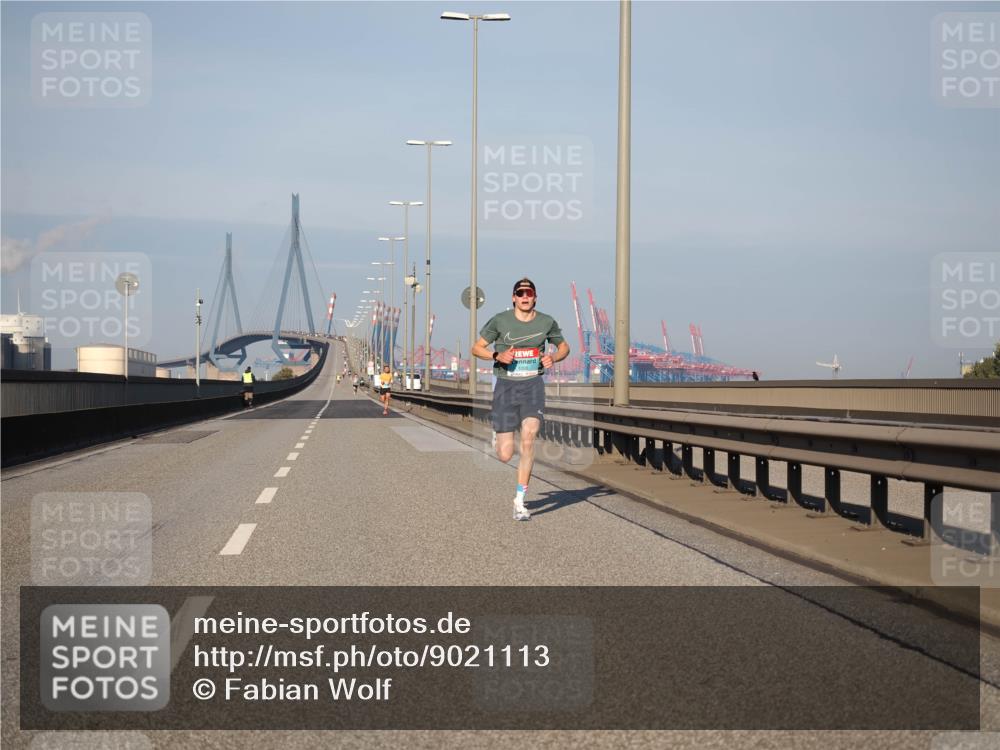 03.10.2025 - Köhlbrandbrückenlauf Fabian Wolf http://msf.ph/oto/9021113 03.10.2025 09:34:04 Position 3  meine-sportfotos.de