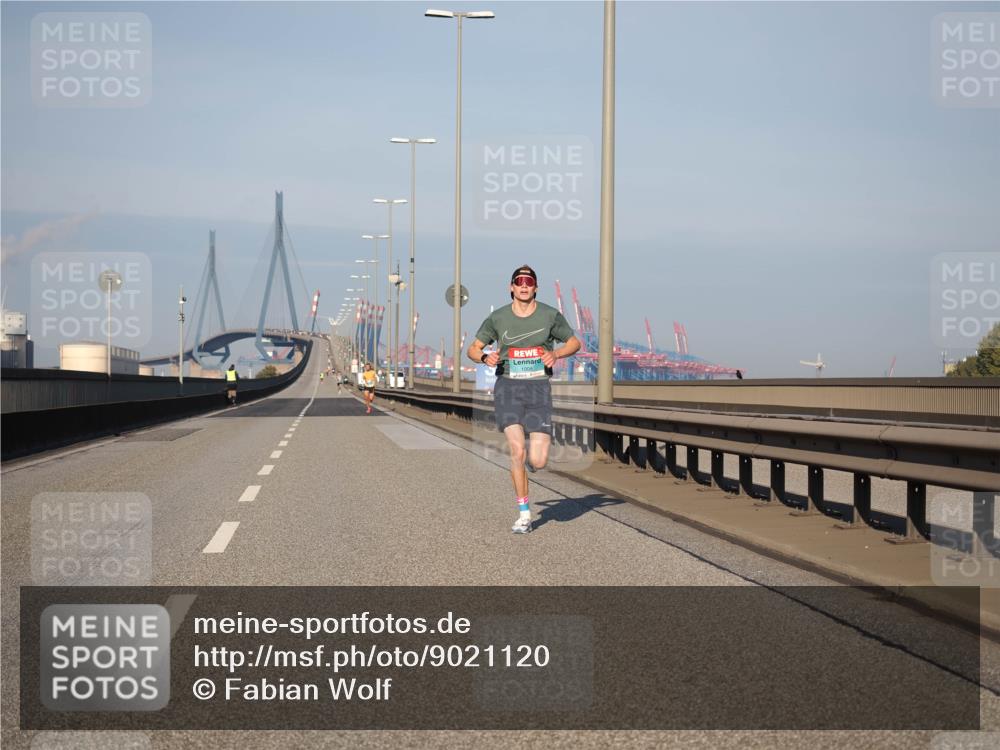 03.10.2025 - Köhlbrandbrückenlauf Fabian Wolf http://msf.ph/oto/9021120 03.10.2025 09:34:04 Position 3  meine-sportfotos.de