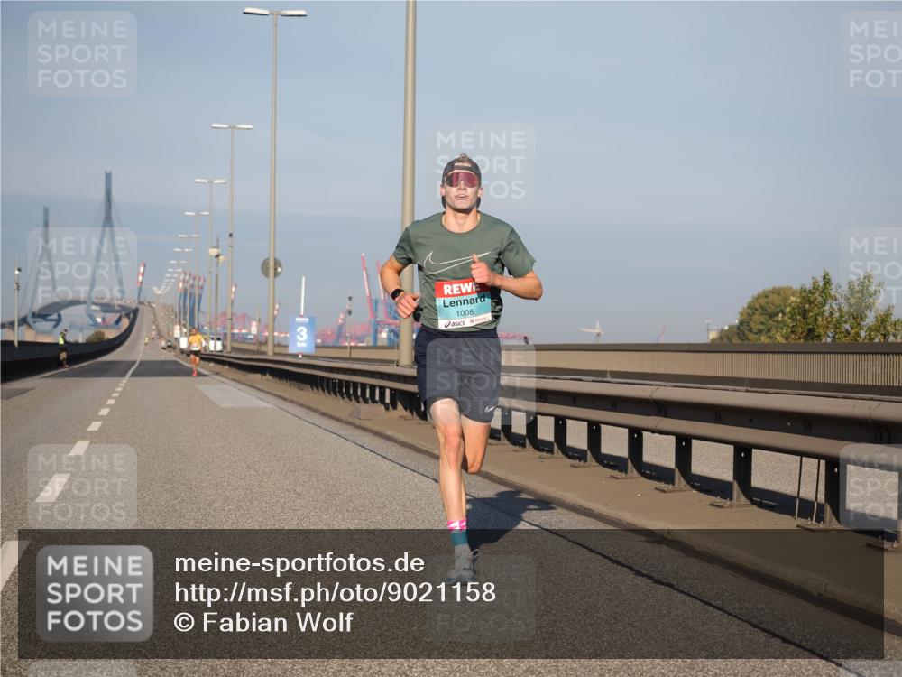 03.10.2025 - Köhlbrandbrückenlauf Fabian Wolf http://msf.ph/oto/9021158 03.10.2025 09:34:06 Position 3 1008 meine-sportfotos.de