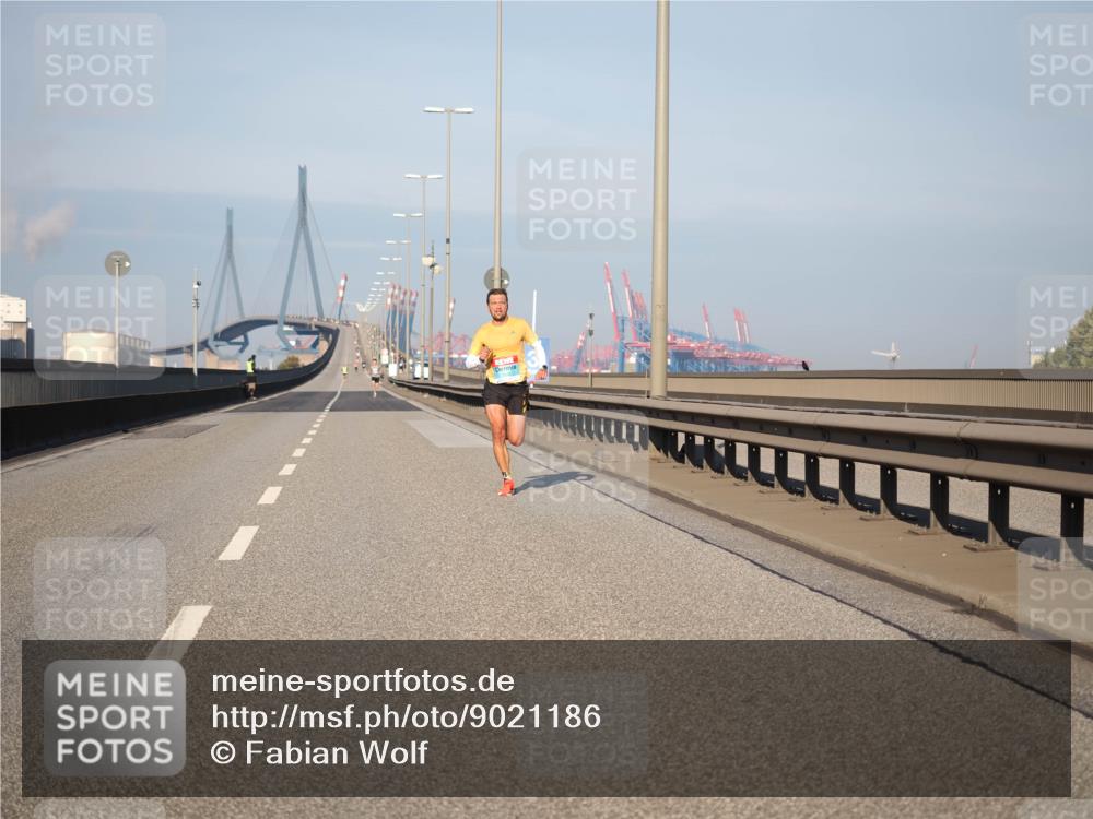 03.10.2025 - Köhlbrandbrückenlauf Fabian Wolf http://msf.ph/oto/9021186 03.10.2025 09:34:18 Position 3  meine-sportfotos.de