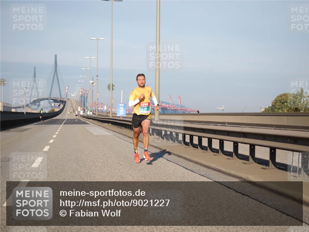 03.10.2025 - Köhlbrandbrückenlauf Fabian Wolf http://msf.ph/oto/9021227 03.10.2025 09:34:19 Position 3 3 meine-sportfotos.de