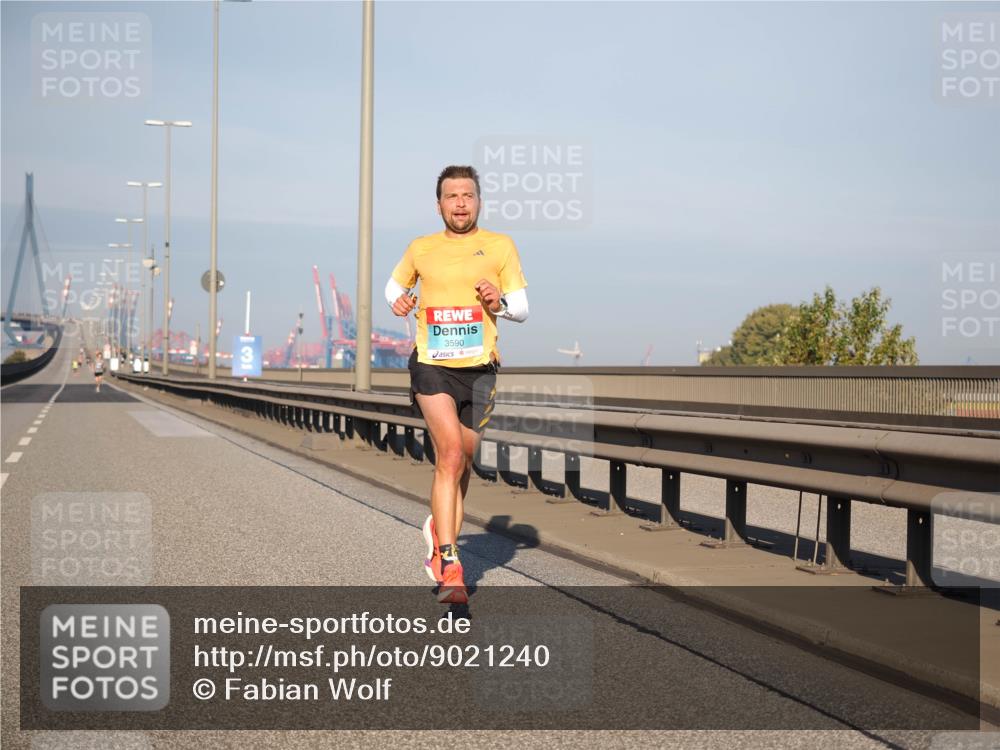03.10.2025 - Köhlbrandbrückenlauf Fabian Wolf http://msf.ph/oto/9021240 03.10.2025 09:34:21 Position 3 3590 meine-sportfotos.de