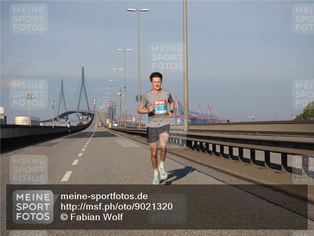 03.10.2025 - Köhlbrandbrückenlauf Fabian Wolf http://msf.ph/oto/9021320 03.10.2025 09:34:42 Position 3 3782 meine-sportfotos.de