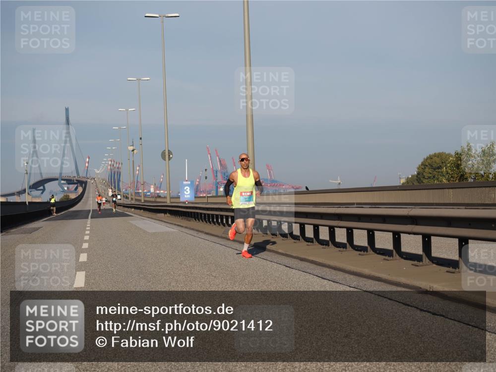03.10.2025 - Köhlbrandbrückenlauf Fabian Wolf http://msf.ph/oto/9021412 03.10.2025 09:35:10 Position 3 3 meine-sportfotos.de