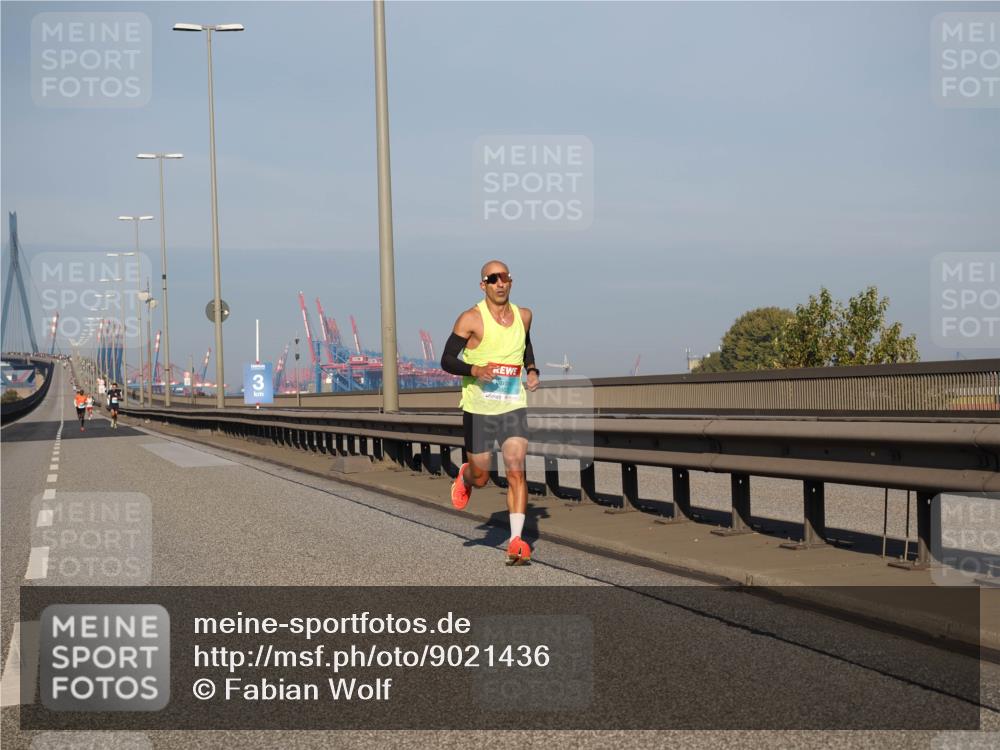 03.10.2025 - Köhlbrandbrückenlauf Fabian Wolf http://msf.ph/oto/9021436 03.10.2025 09:35:11 Position 3 3 meine-sportfotos.de