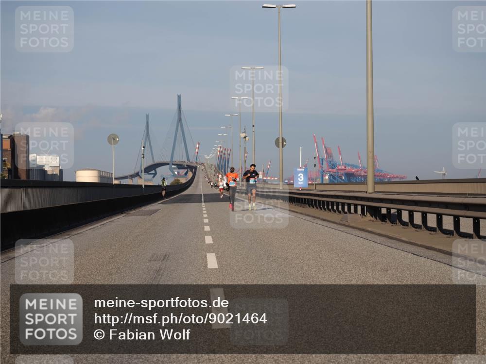 03.10.2025 - Köhlbrandbrückenlauf Fabian Wolf http://msf.ph/oto/9021464 03.10.2025 09:35:23 Position 3  meine-sportfotos.de