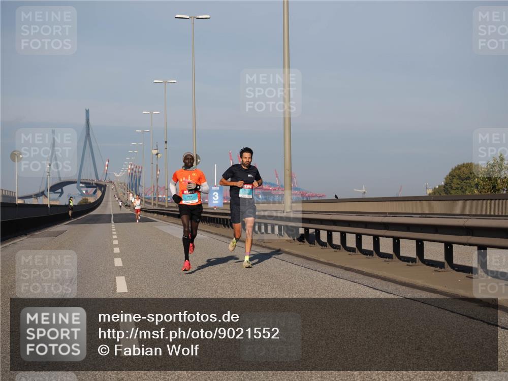 03.10.2025 - Köhlbrandbrückenlauf Fabian Wolf http://msf.ph/oto/9021552 03.10.2025 09:35:29 Position 3 3 meine-sportfotos.de