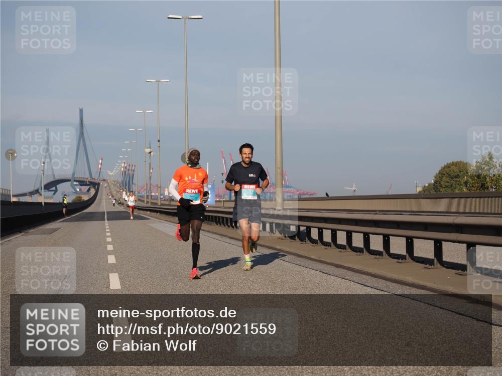 03.10.2025 - Köhlbrandbrückenlauf Fabian Wolf http://msf.ph/oto/9021559 03.10.2025 09:35:29 Position 3  meine-sportfotos.de