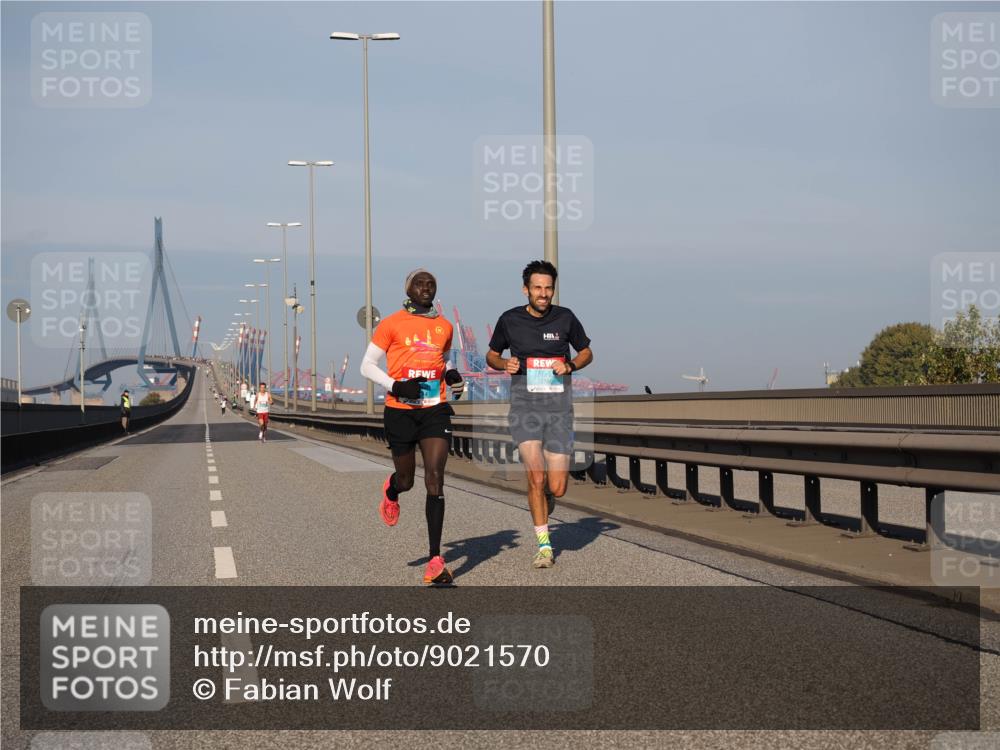 03.10.2025 - Köhlbrandbrückenlauf Fabian Wolf http://msf.ph/oto/9021570 03.10.2025 09:35:30 Position 3  meine-sportfotos.de