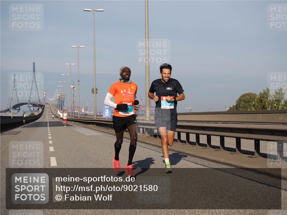 03.10.2025 - Köhlbrandbrückenlauf Fabian Wolf http://msf.ph/oto/9021580 03.10.2025 09:35:30 Position 3 3, 3760 meine-sportfotos.de