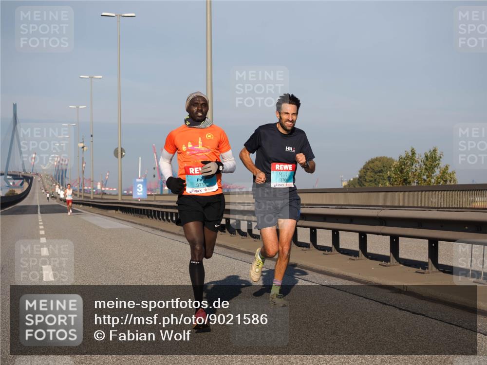 03.10.2025 - Köhlbrandbrückenlauf Fabian Wolf http://msf.ph/oto/9021586 03.10.2025 09:35:31 Position 3 3, 3714, 3760, 8000000 meine-sportfotos.de