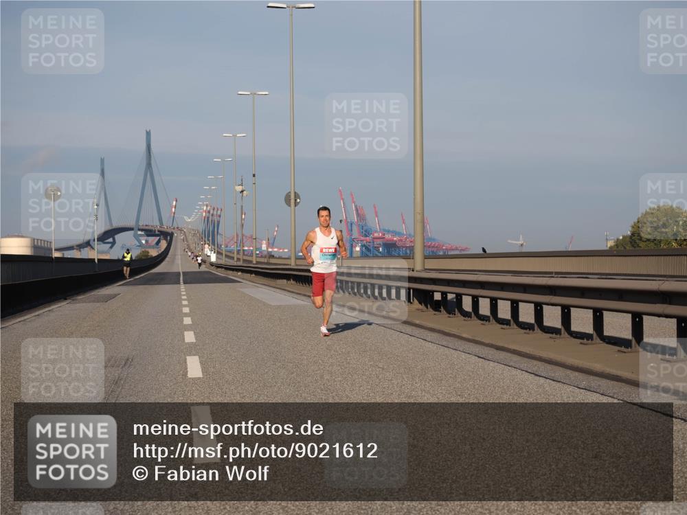 03.10.2025 - Köhlbrandbrückenlauf Fabian Wolf http://msf.ph/oto/9021612 03.10.2025 09:35:40 Position 3  meine-sportfotos.de