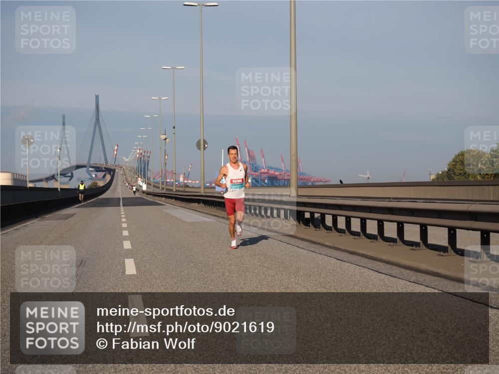 03.10.2025 - Köhlbrandbrückenlauf Fabian Wolf http://msf.ph/oto/9021619 03.10.2025 09:35:40 Position 3  meine-sportfotos.de