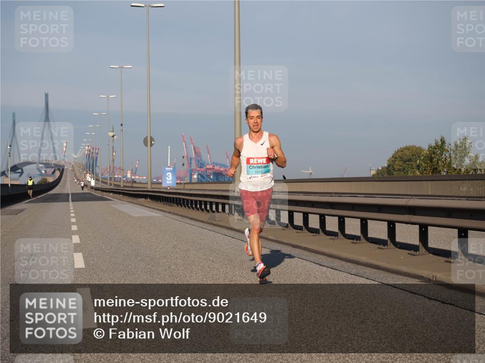 03.10.2025 - Köhlbrandbrückenlauf Fabian Wolf http://msf.ph/oto/9021649 03.10.2025 09:35:42 Position 3 3, 1013 meine-sportfotos.de