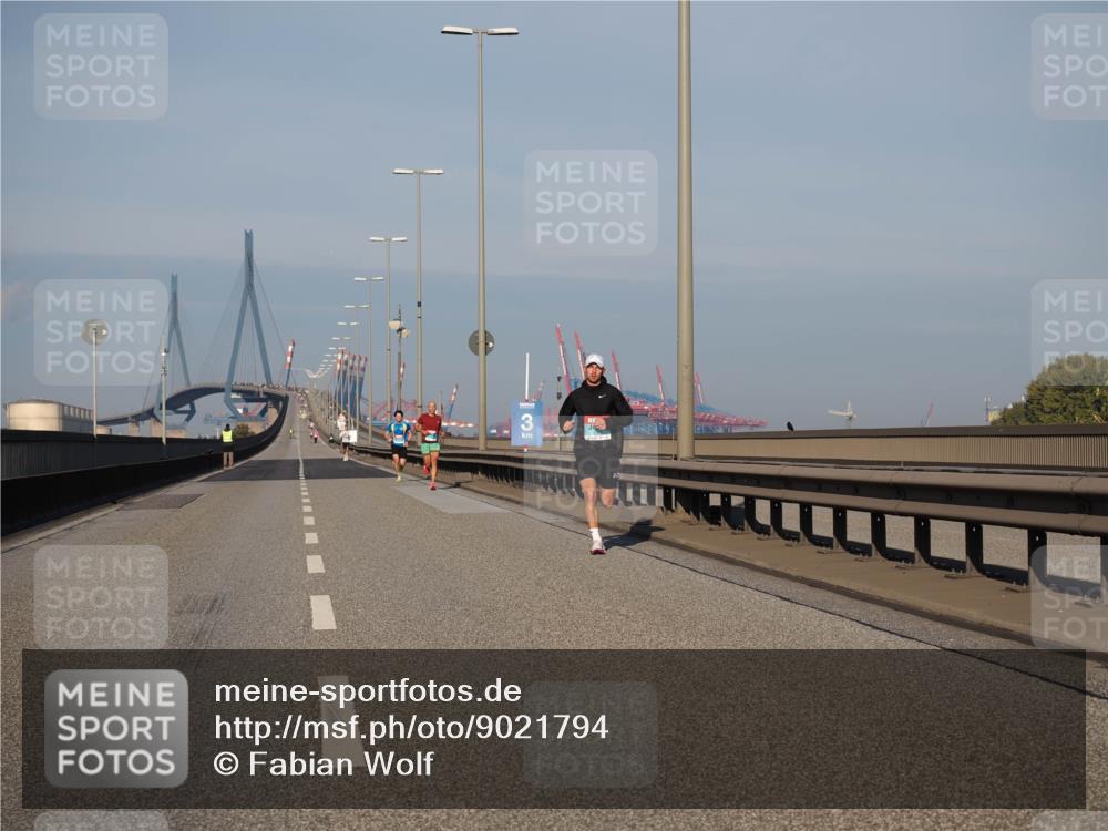 03.10.2025 - Köhlbrandbrückenlauf Fabian Wolf http://msf.ph/oto/9021794 03.10.2025 09:36:29 Position 3  meine-sportfotos.de
