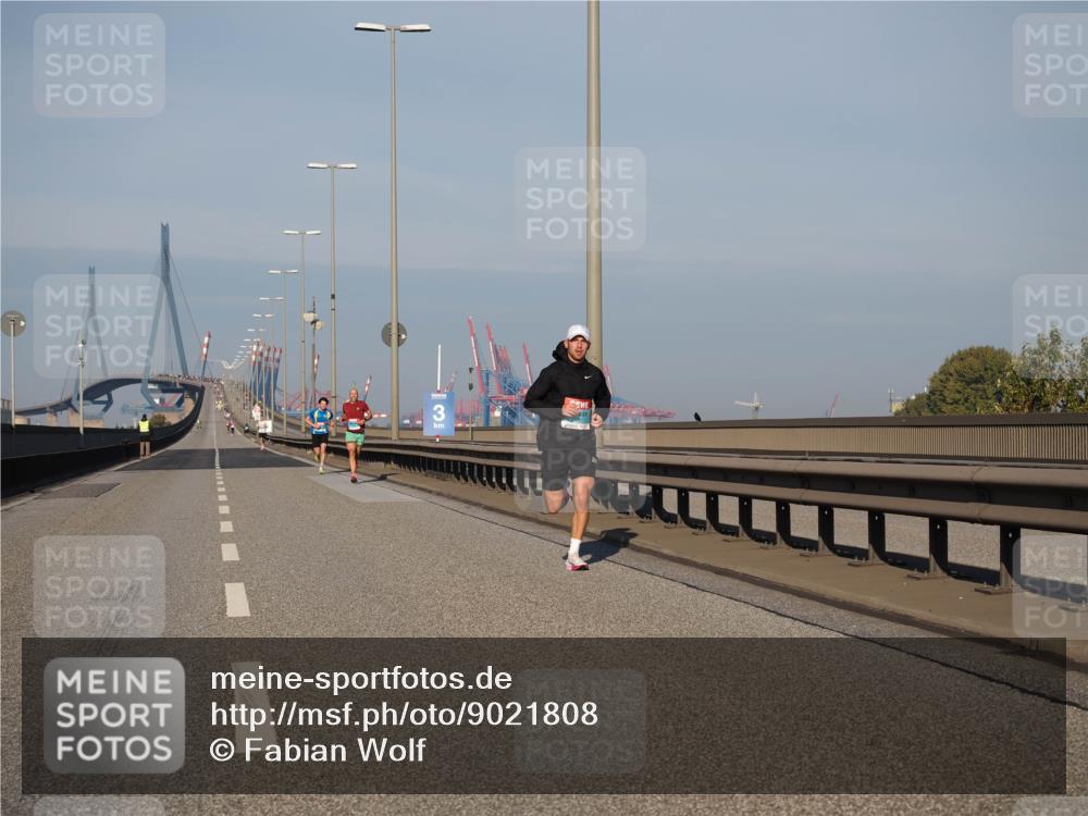 03.10.2025 - Köhlbrandbrückenlauf Fabian Wolf http://msf.ph/oto/9021808 03.10.2025 09:36:30 Position 3  meine-sportfotos.de