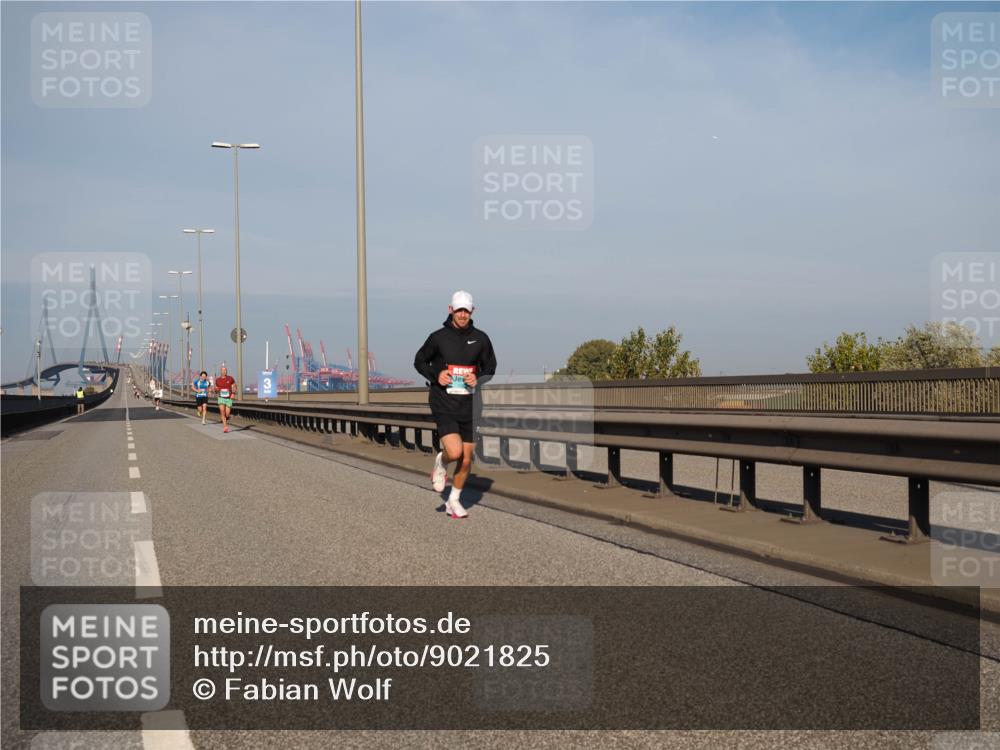 03.10.2025 - Köhlbrandbrückenlauf Fabian Wolf http://msf.ph/oto/9021825 03.10.2025 09:36:31 Position 3  meine-sportfotos.de