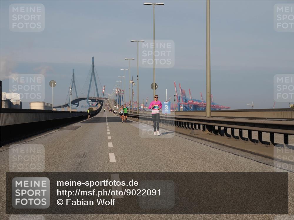 03.10.2025 - Köhlbrandbrückenlauf Fabian Wolf http://msf.ph/oto/9022091 03.10.2025 09:37:28 Position 3 3 meine-sportfotos.de
