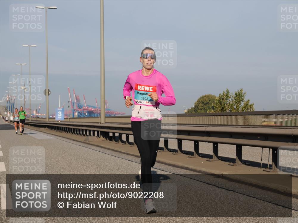 03.10.2025 - Köhlbrandbrückenlauf Fabian Wolf http://msf.ph/oto/9022208 03.10.2025 09:37:33 Position 3 3, 3203 meine-sportfotos.de