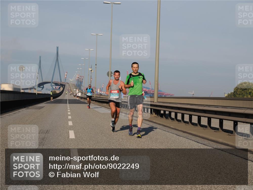 03.10.2025 - Köhlbrandbrückenlauf Fabian Wolf http://msf.ph/oto/9022249 03.10.2025 09:37:40 Position 3 1022 meine-sportfotos.de