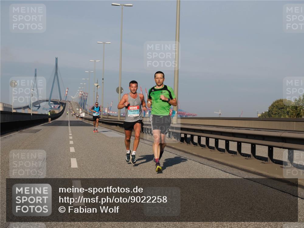 03.10.2025 - Köhlbrandbrückenlauf Fabian Wolf http://msf.ph/oto/9022258 03.10.2025 09:37:40 Position 3 1022 meine-sportfotos.de