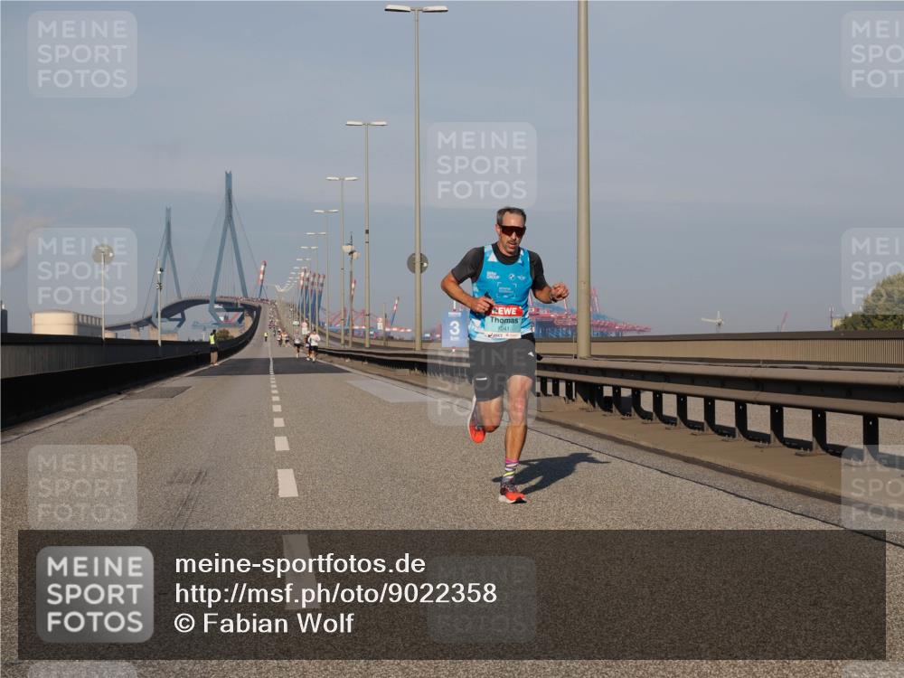 03.10.2025 - Köhlbrandbrückenlauf Fabian Wolf http://msf.ph/oto/9022358 03.10.2025 09:37:48 Position 3 3, 1041 meine-sportfotos.de