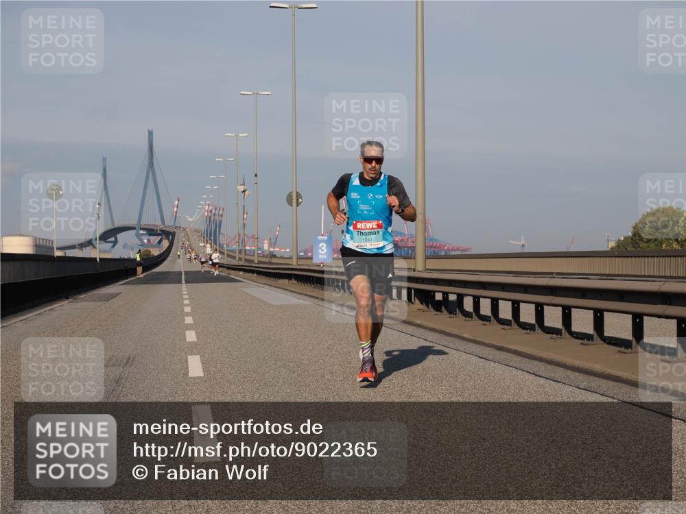 03.10.2025 - Köhlbrandbrückenlauf Fabian Wolf http://msf.ph/oto/9022365 03.10.2025 09:37:48 Position 3 3, 1041 meine-sportfotos.de