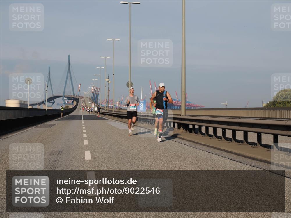 03.10.2025 - Köhlbrandbrückenlauf Fabian Wolf http://msf.ph/oto/9022546 03.10.2025 09:38:15 Position 3  meine-sportfotos.de