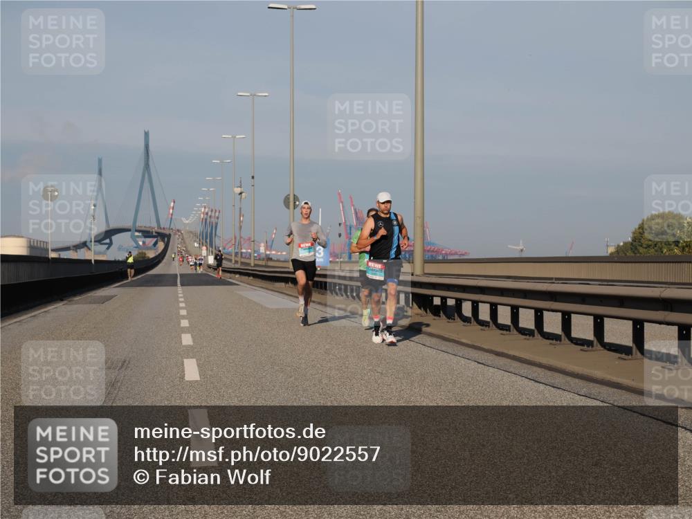 03.10.2025 - Köhlbrandbrückenlauf Fabian Wolf http://msf.ph/oto/9022557 03.10.2025 09:38:15 Position 3  meine-sportfotos.de