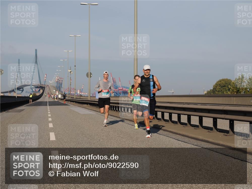 03.10.2025 - Köhlbrandbrückenlauf Fabian Wolf http://msf.ph/oto/9022590 03.10.2025 09:38:16 Position 3  meine-sportfotos.de