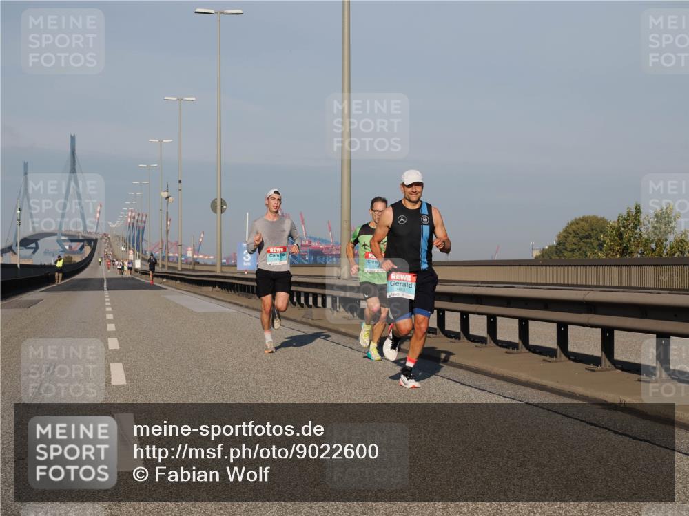 03.10.2025 - Köhlbrandbrückenlauf Fabian Wolf http://msf.ph/oto/9022600 03.10.2025 09:38:17 Position 3 3463 meine-sportfotos.de