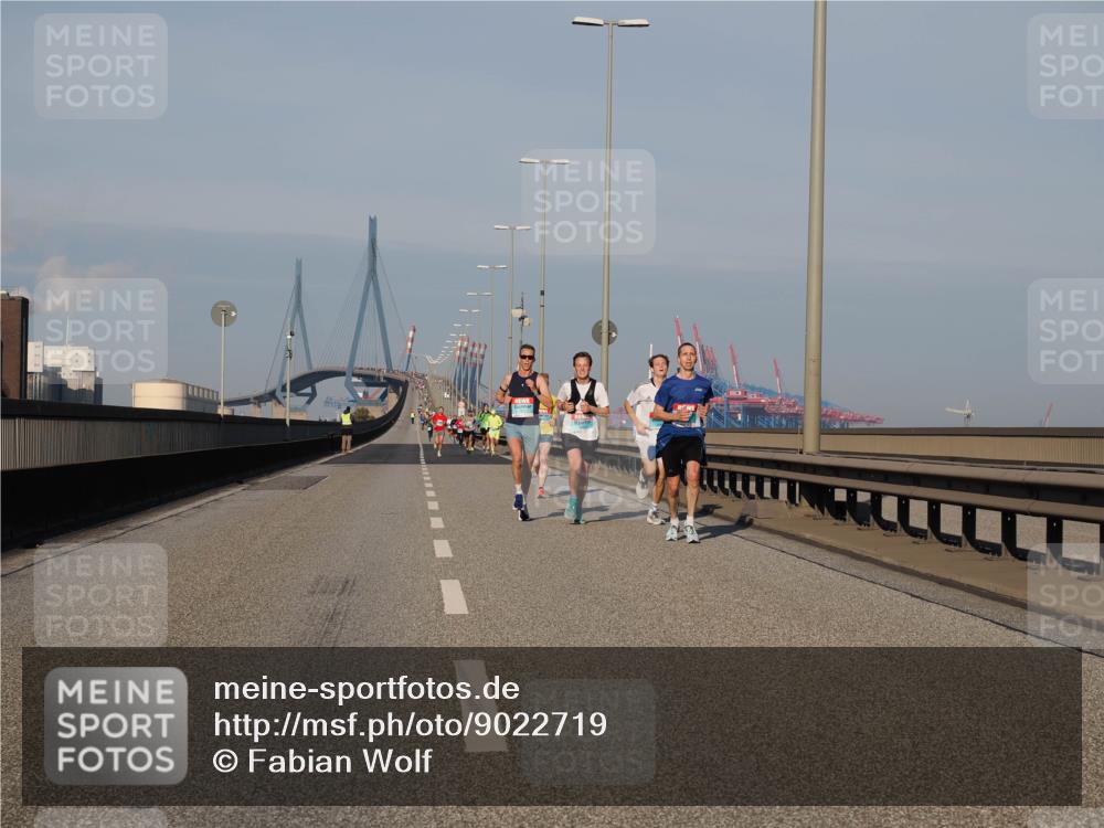 03.10.2025 - Köhlbrandbrückenlauf Fabian Wolf http://msf.ph/oto/9022719 03.10.2025 09:38:50 Position 3  meine-sportfotos.de