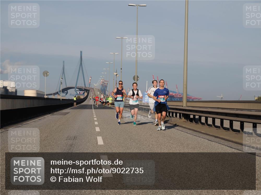 03.10.2025 - Köhlbrandbrückenlauf Fabian Wolf http://msf.ph/oto/9022735 03.10.2025 09:38:51 Position 3  meine-sportfotos.de